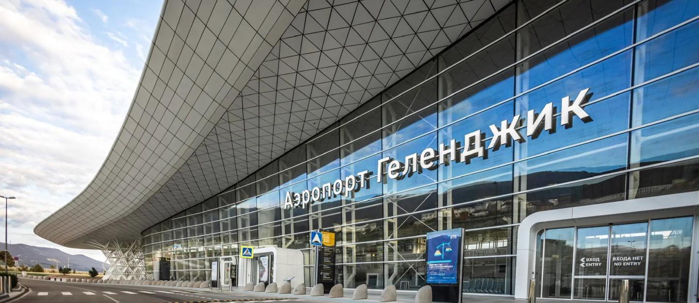 Аэропорт Геленджик обслужил более 190 000 пассажиров летом